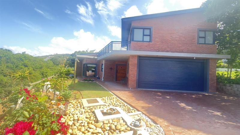 3 Bedroom Property for Sale in Outeniqua Strand Western Cape